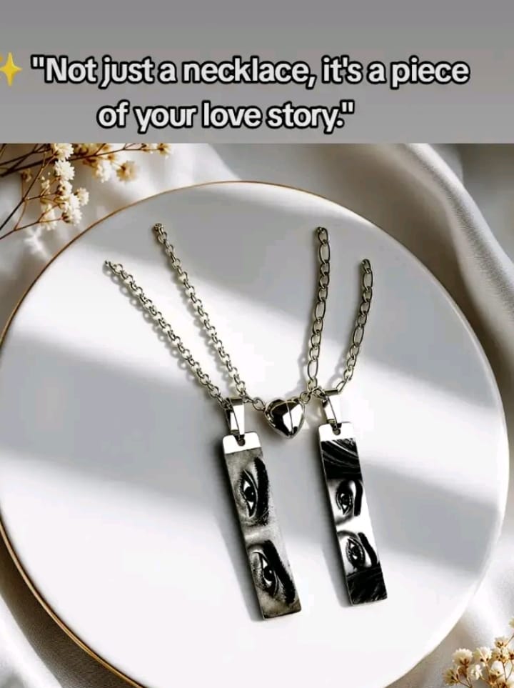 Couple Eye Locket WITH magnet