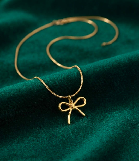 Stainless steel Bow pendant